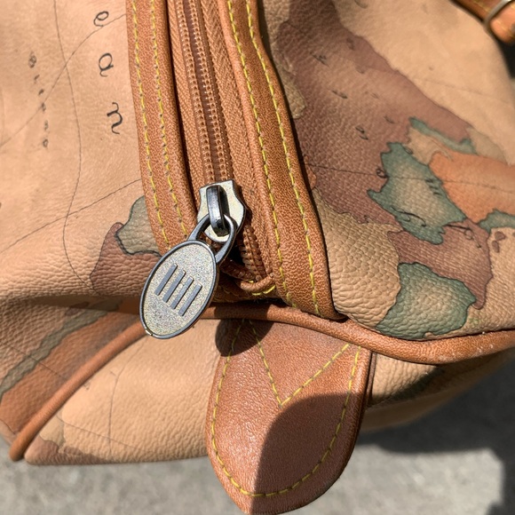 Large Vintage Gitano Map Duffel - Picture 9 of 11